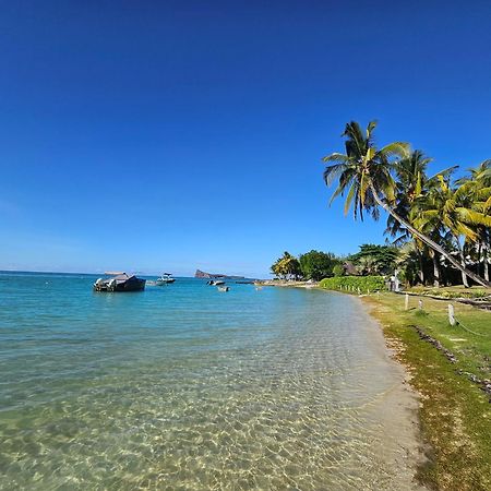 Beachwalk Deluxe Apartment - 50 Steps To The Beach Cap Malheureux Bagian luar foto