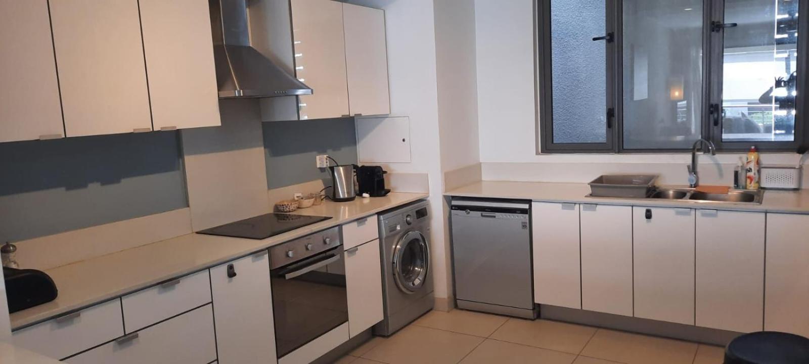 Beachwalk Deluxe Apartment - 50 Steps To The Beach Cap Malheureux Bagian luar foto