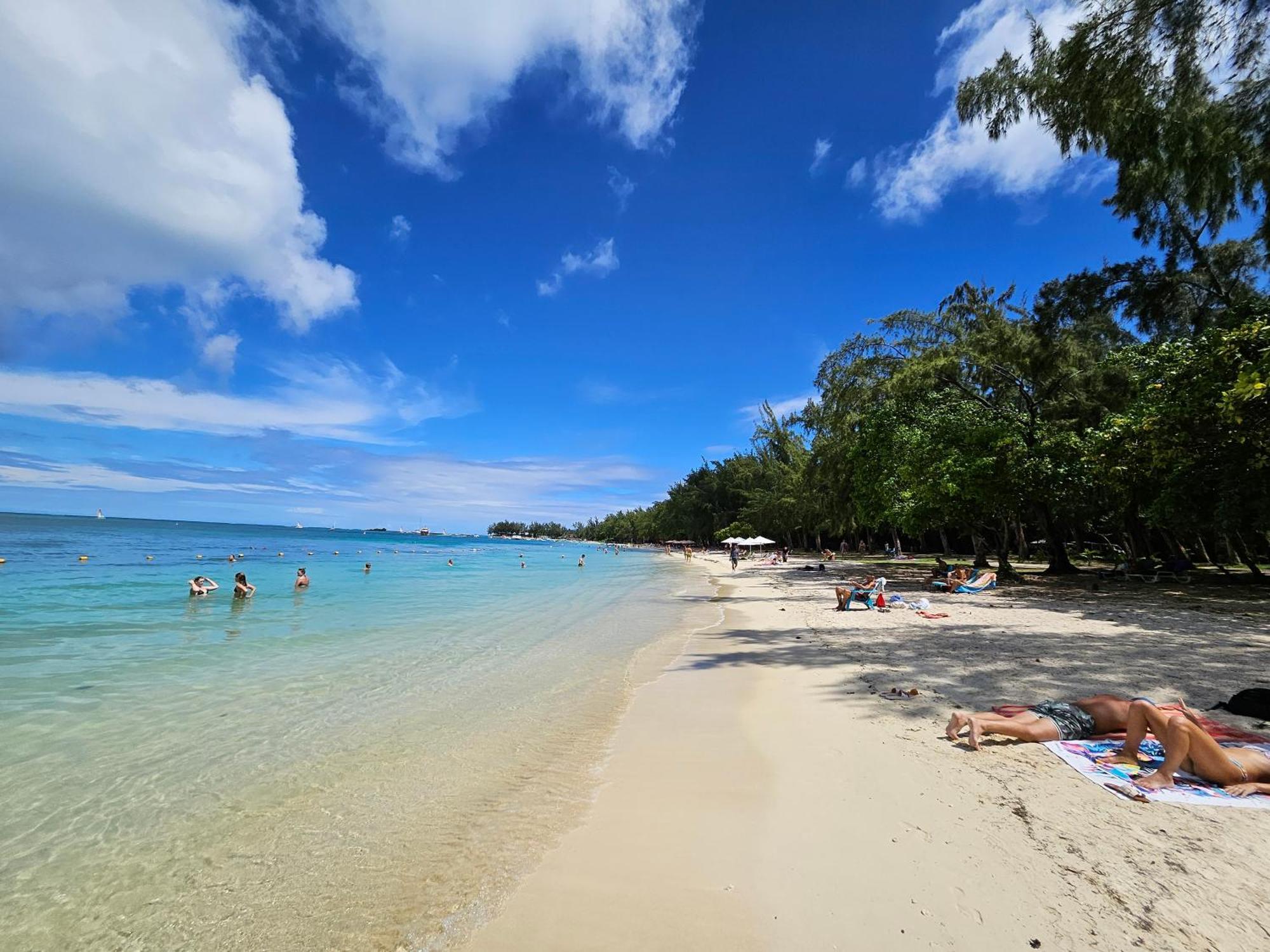 Beachwalk Deluxe Apartment - 50 Steps To The Beach Cap Malheureux Bagian luar foto